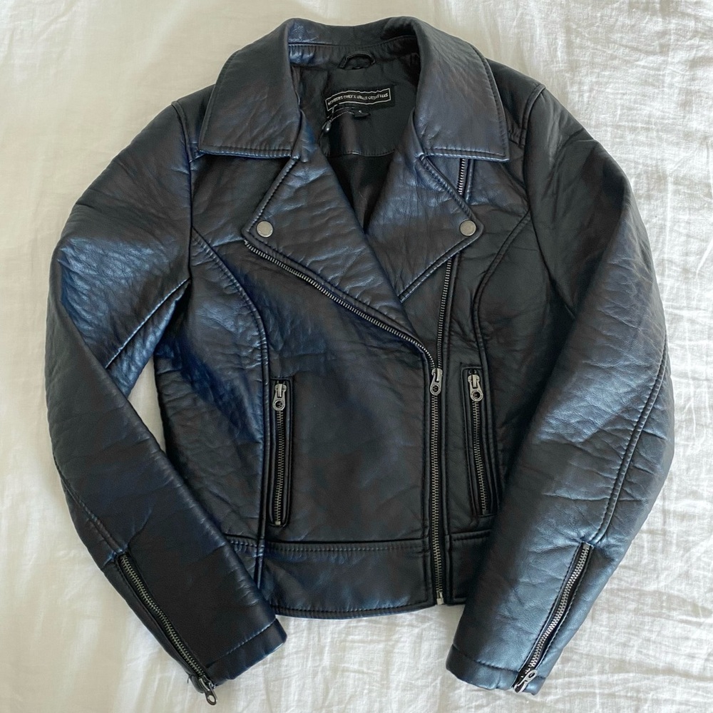 UO x Members Only Vegan Leather Moto Jacket - Navy Women’s Small Cropped Coat